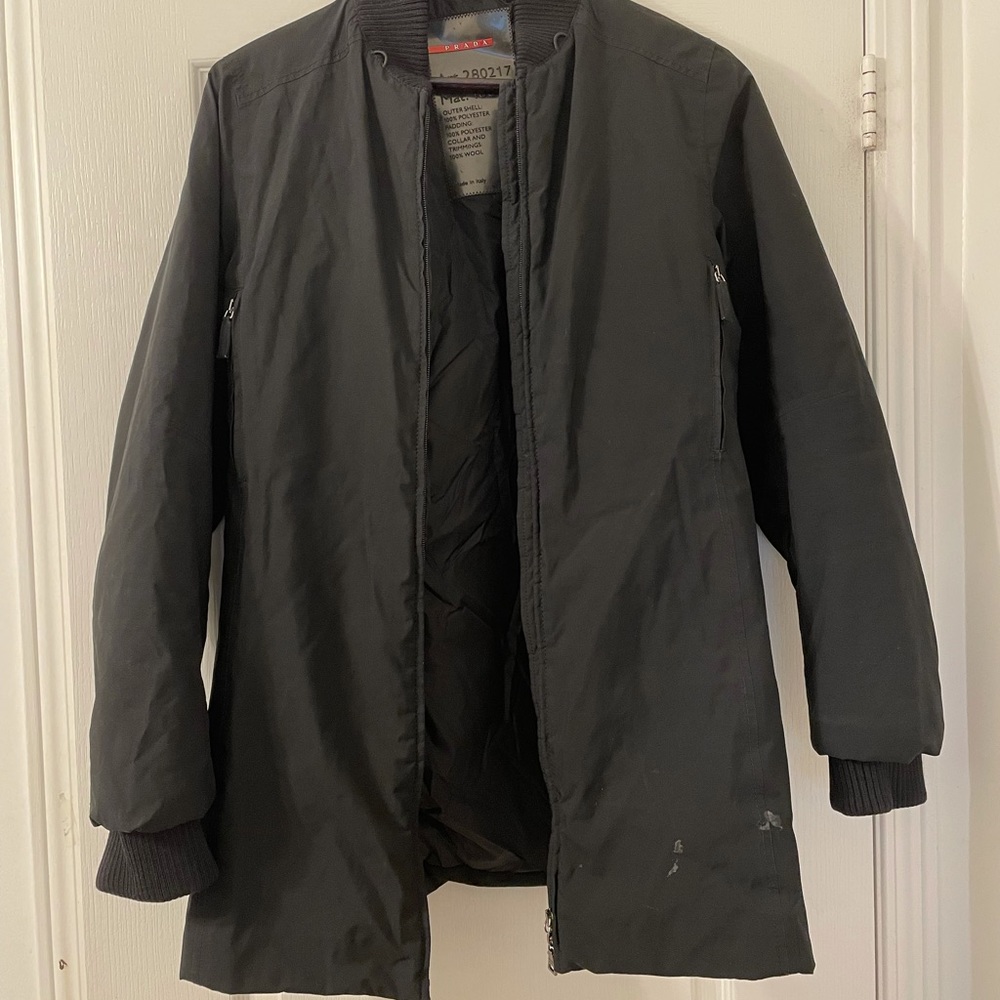 Black prada down jacket - Picture 15 of 16